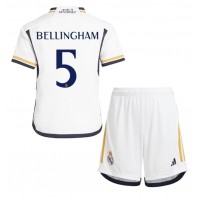 Camisa de Futebol Real Madrid Jude Bellingham #5 Equipamento Principal Infantil 2023-24 Manga Curta (+ Calças curtas)